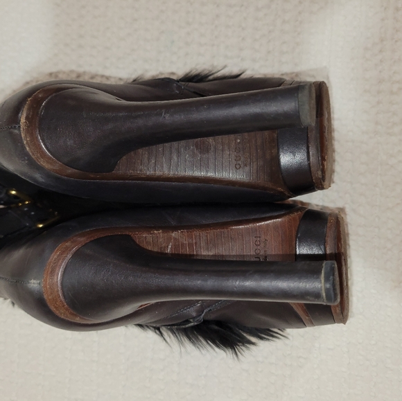 GUCCI Rabbit Saddle Soft Boots w Gold Buckle - Picture 7 of 16